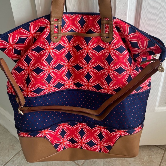 Stella and Dot travel Bag - Picture 1 of 5